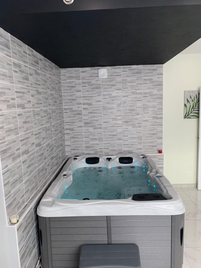 Appartement Spa Gingko, N1 Valenciennes, Wifi, Netflix Aulnoy-lez-Valenciennes ภายนอก รูปภาพ